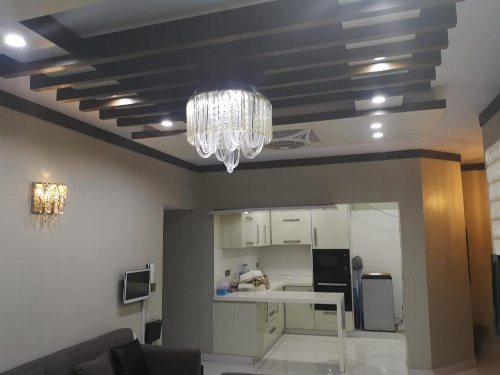 Country Club Apartment image 10